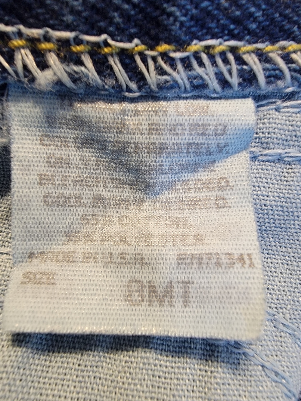 L.L. Bean Women's High Waisted Strech Waist Mom Denim Jeans - Picture 8 of 9